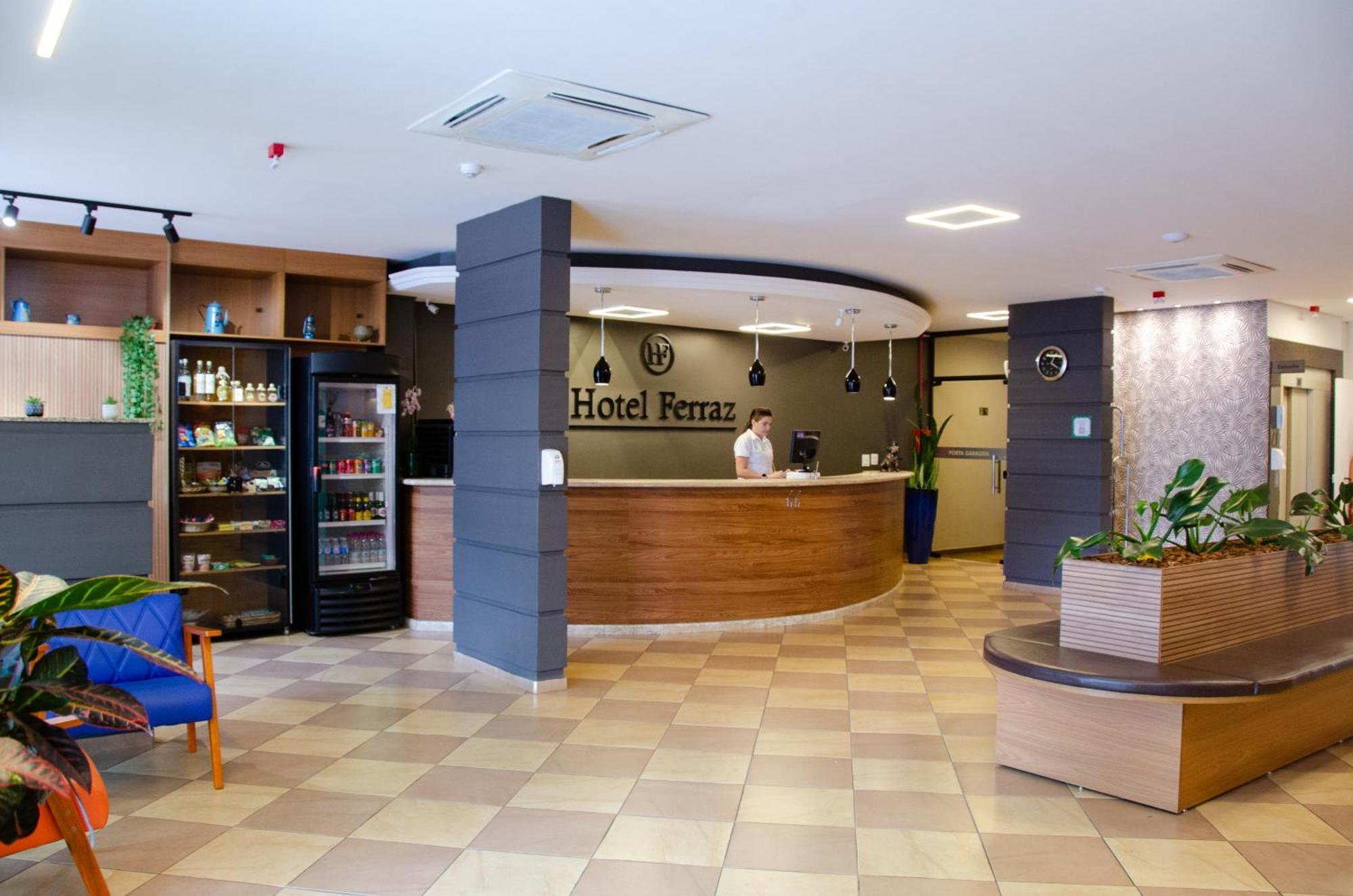 Hotel Ferraz Pouso Alegre Eksteriør bilde